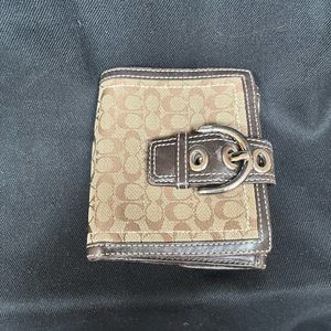 Vintage Coach women’s wallet